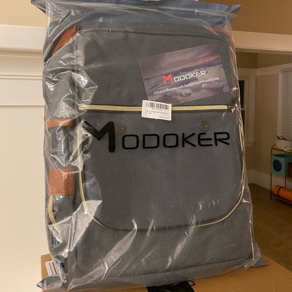 Modoker Dark Grey Backpack - Picture 4 of 4